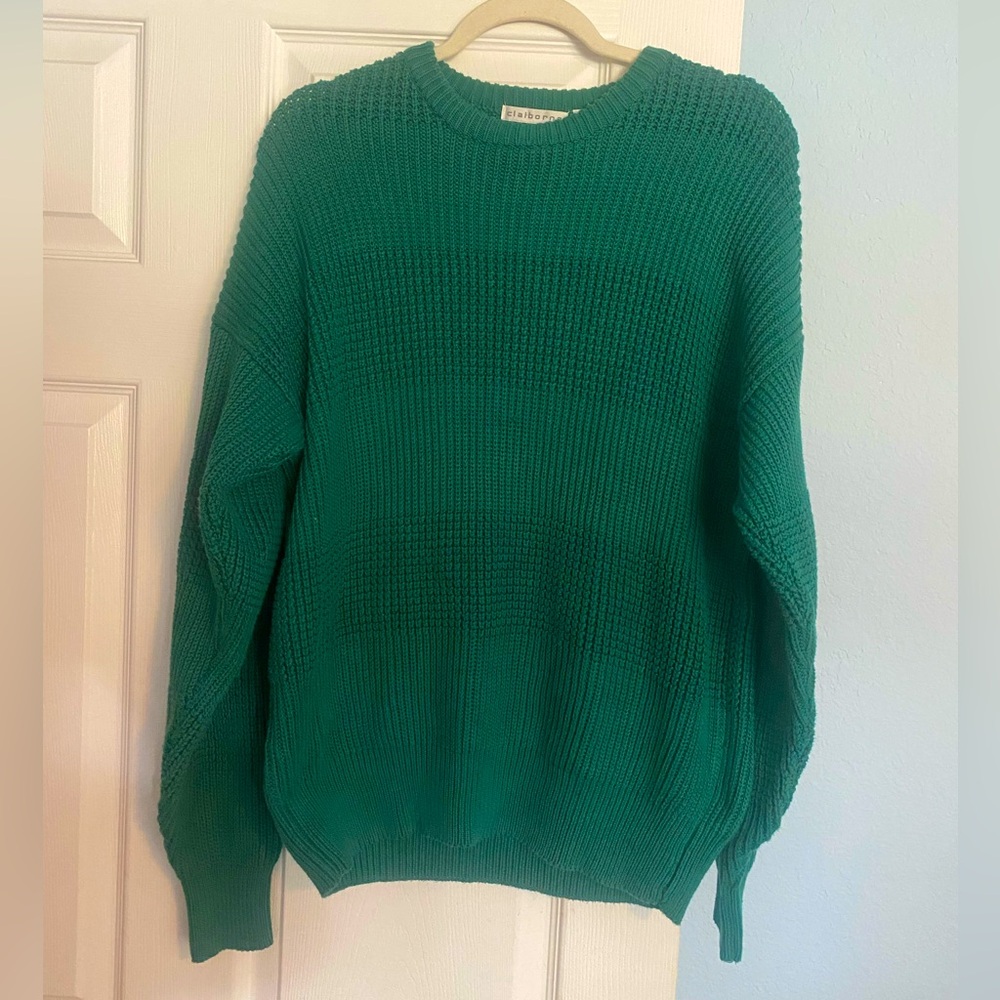 Cozy green sweater
